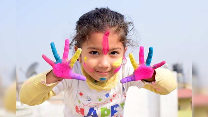 Happy Holi! Get up to Rs 10,000 discount on international flight tickets, Rs 1500 on domestic fare