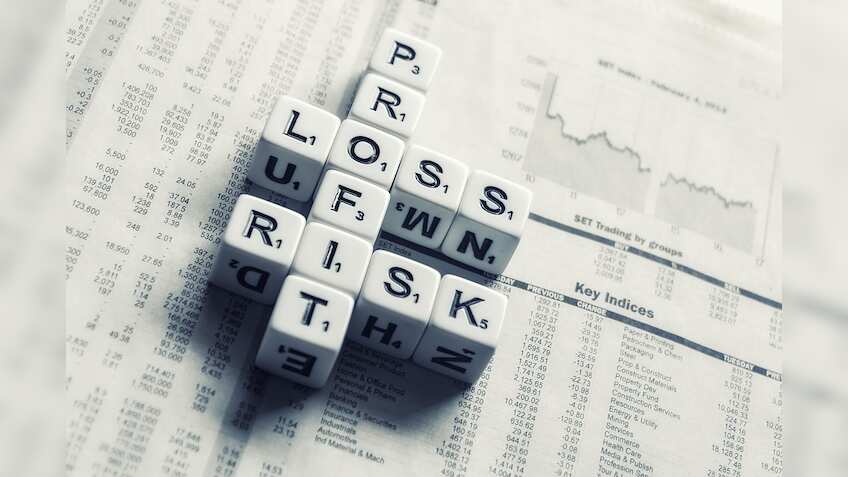 Experts put 'Sell' call on Escorts, shares plunge - Rakesh Jhunjhunwala set to suffer setback from this favorite stock 