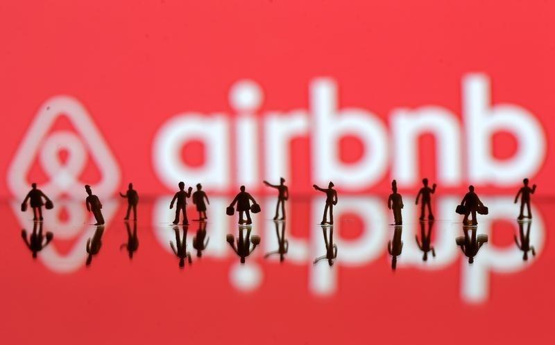 Airbnb invests in OYO's series E funding round