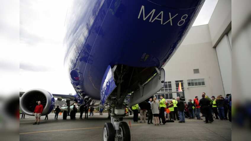 Would you like to fly alone on a massive Boeing 737-800 plane? This man did!