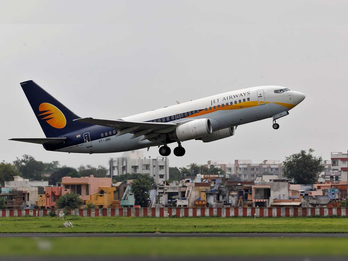 Jet Airways crisis: Suresh Prabhu rules out intervention