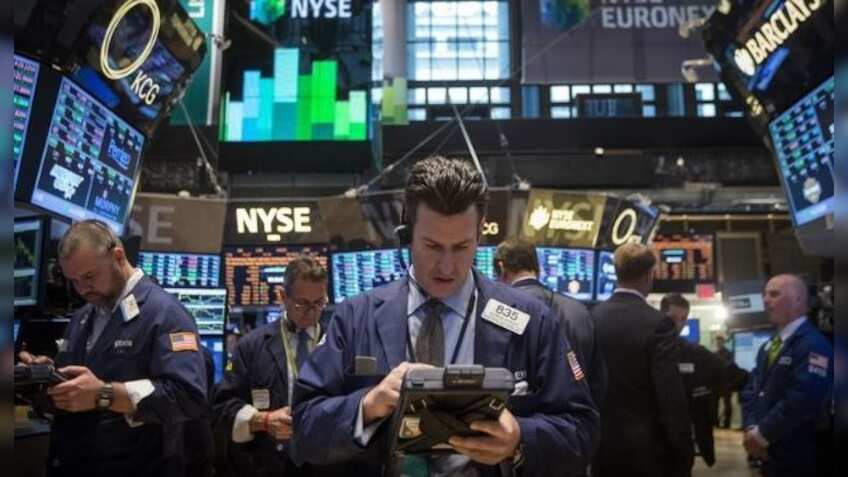 Global stock market slips as bank earnings disappoint