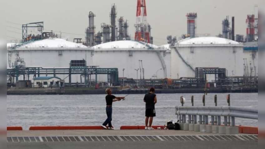 Oil prices near 2019 highs after US ends Iran sanction waivers