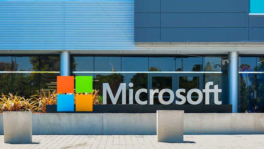 Microsoft tops $1 trillion as it predicts more cloud growth