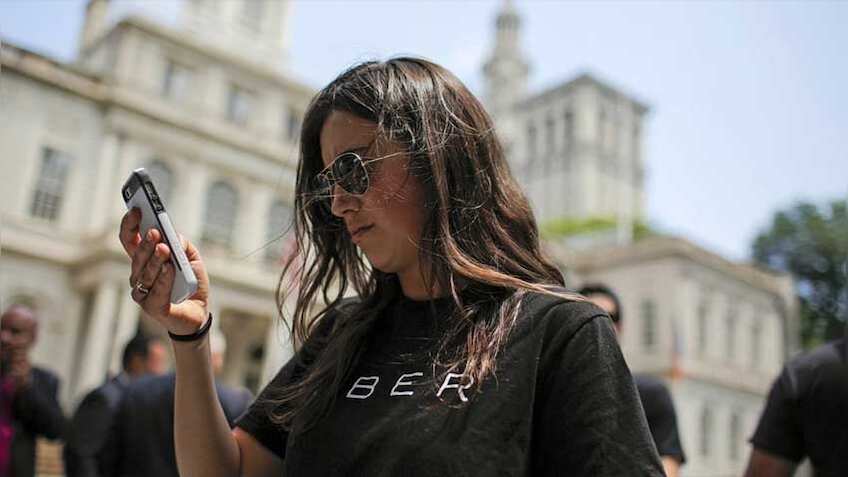 Uber, Didi slam Mexico City's new rules on ride-hailing, including cash ban