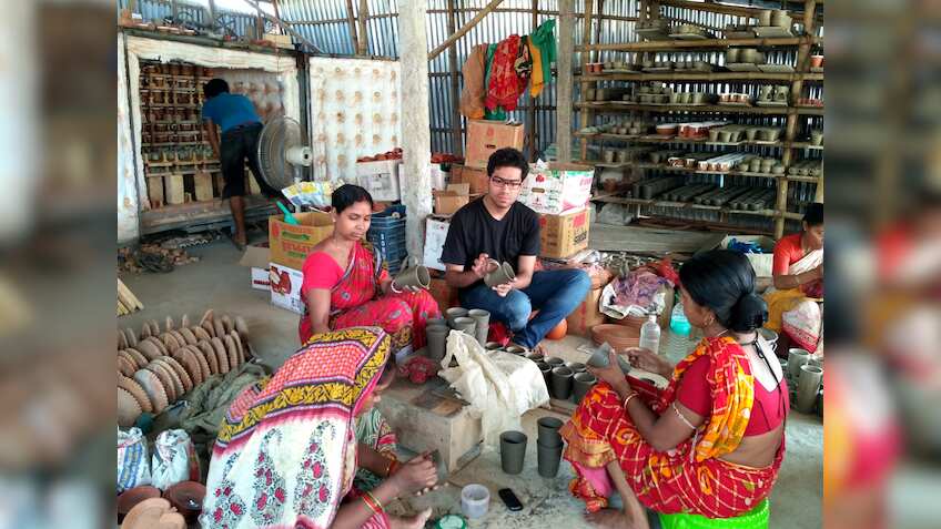 How this Kolkata based startup is helping local artisans, craftsmen