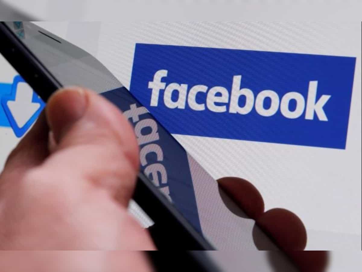 Facebook executive meets US lawmakers to discuss privacy