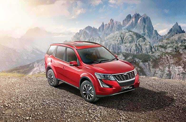 Mahindra launches entry level variant of XUV500 at Rs 12.22 lakh