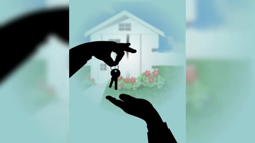 Home loans: What you must know about fixed and floating interest rates - How EMIs increase and decrease