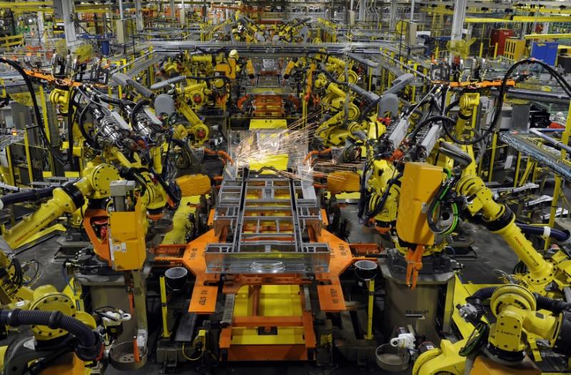 Trade data: Exports grow marginally, imports up 4.5
