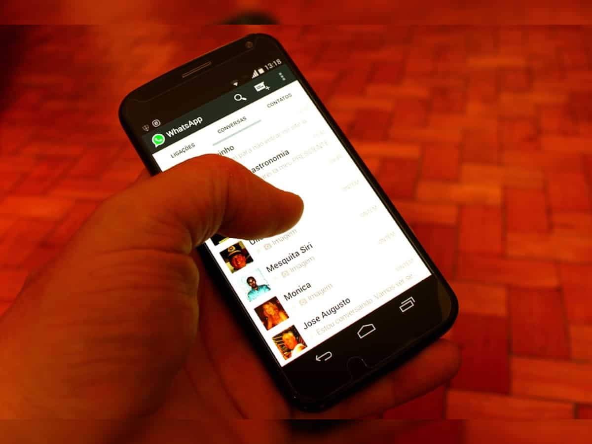 Want to clear or delete your WhatsApp chats?