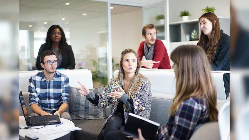 Tech or touch? Top HR bosses share how to deal with challenges of technology 