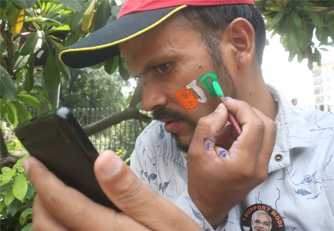 Lok Sabha elections: Celebrations in Delhi as BJP heads for clean sweep