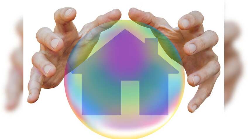 Living in a rented house? Know if you should buy home insurance or not