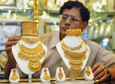 Gold loans: Compare who offers best interest rate - SBI vs HDFC Bank vs ICICI Bank vs BoB