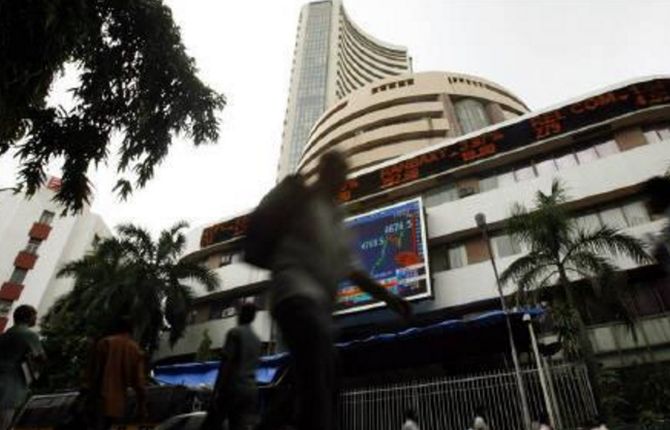 Sensex, Nifty trades tepid on DHFL Crisis; Indiabulls Real Estate, Vakrangee, Lakshmi Vilas Bank stocks gain