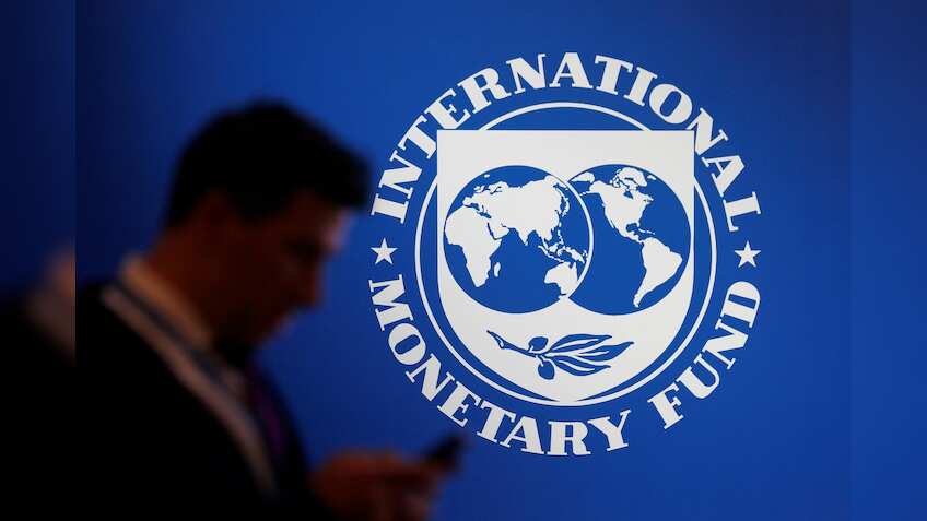 IMF raises forecast for US to 2.6% in 2019