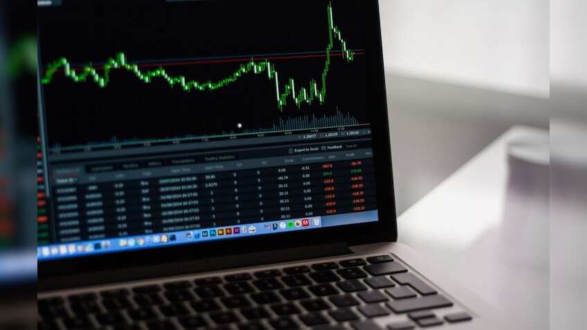 Closing bell: Sensex tumbles by 193 pts, Nifty sustains 11,900 levels; Tata Steel, ONGC, TCS, GAIL among top gainers