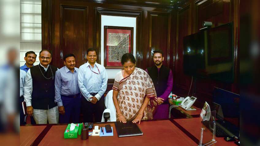 Pre-budget meet with FM: Economists seek tax reforms, measures for jobs, investments