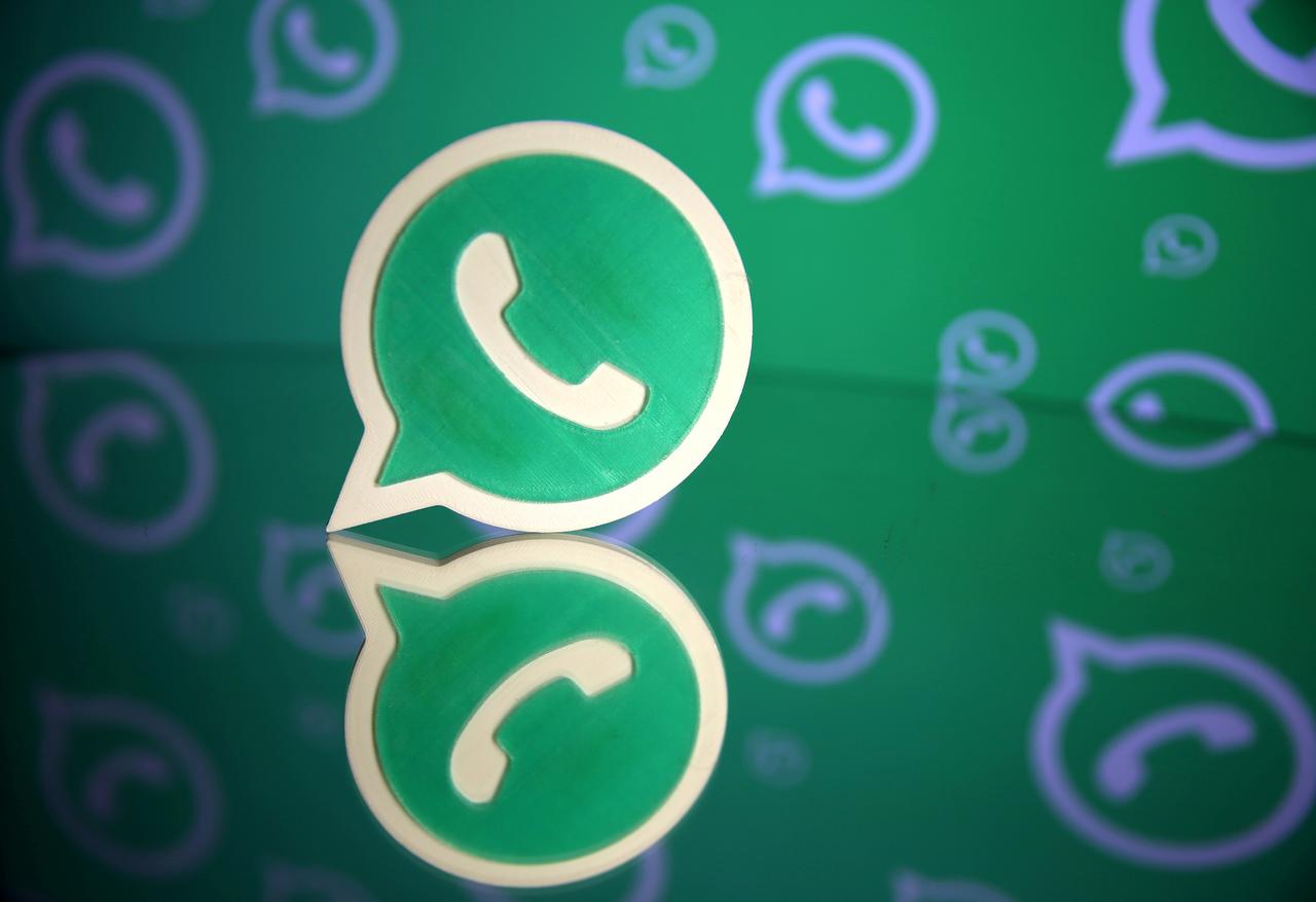 Is your Whatsapp crashing? Or having bugs? Here is how you can save data