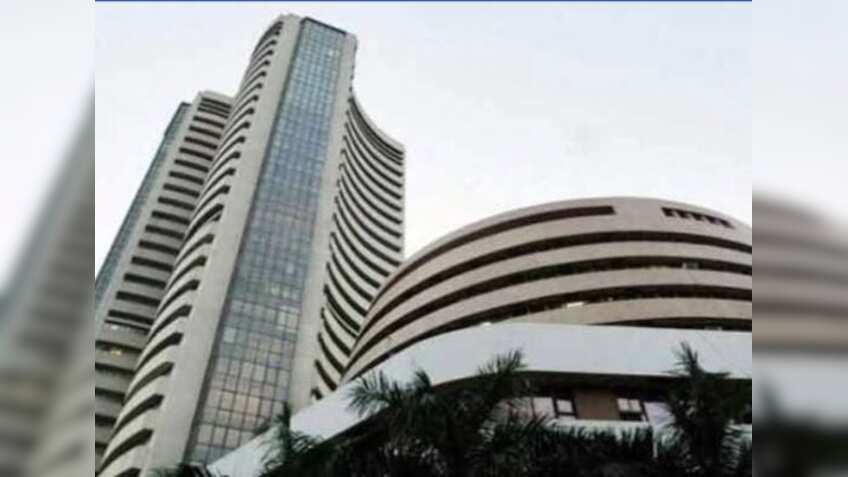 STOCK MARKET LIVE: Sensex, Nifty volatile; gold, silver trends positive; check experts' analysis on IT, automobiles, metals, real estate, banking sector stocks and monsoon effect