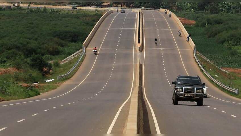 Haryana to paint rear side of vehicles stranded on highways