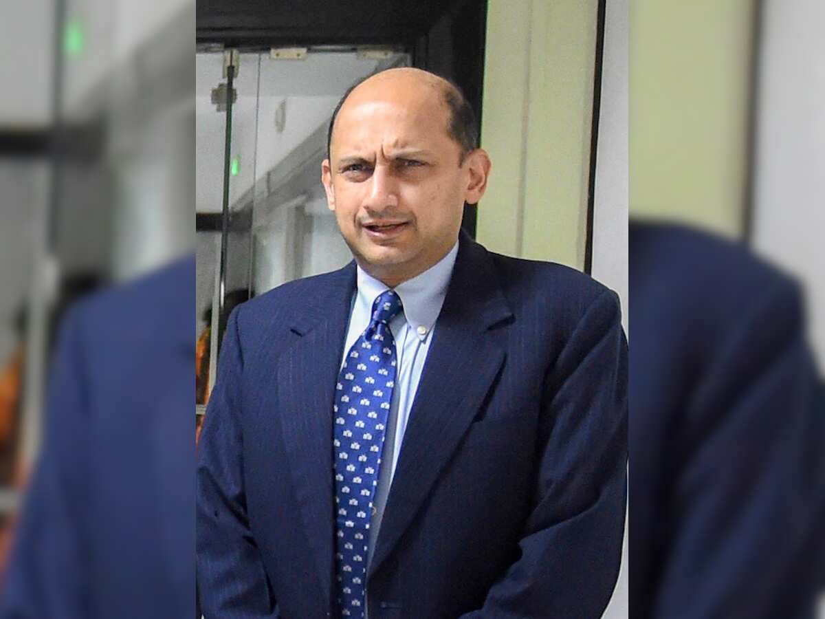 Viral Acharya&#039;s resignation: RBI union moots collegium of