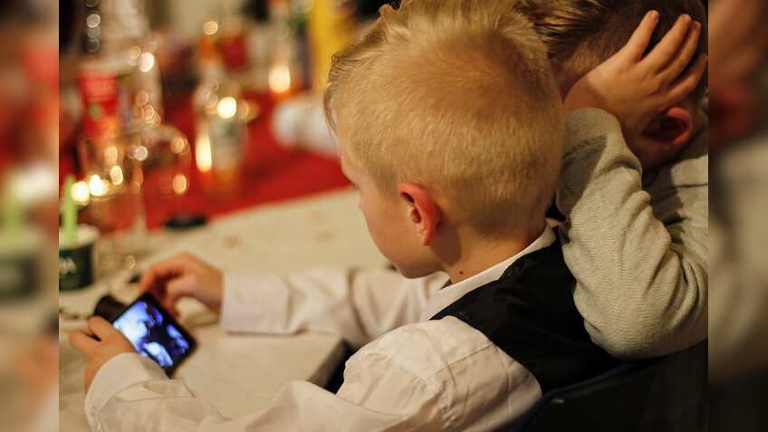 From bane to boon! 5 tips to harness mobile tech to help your child