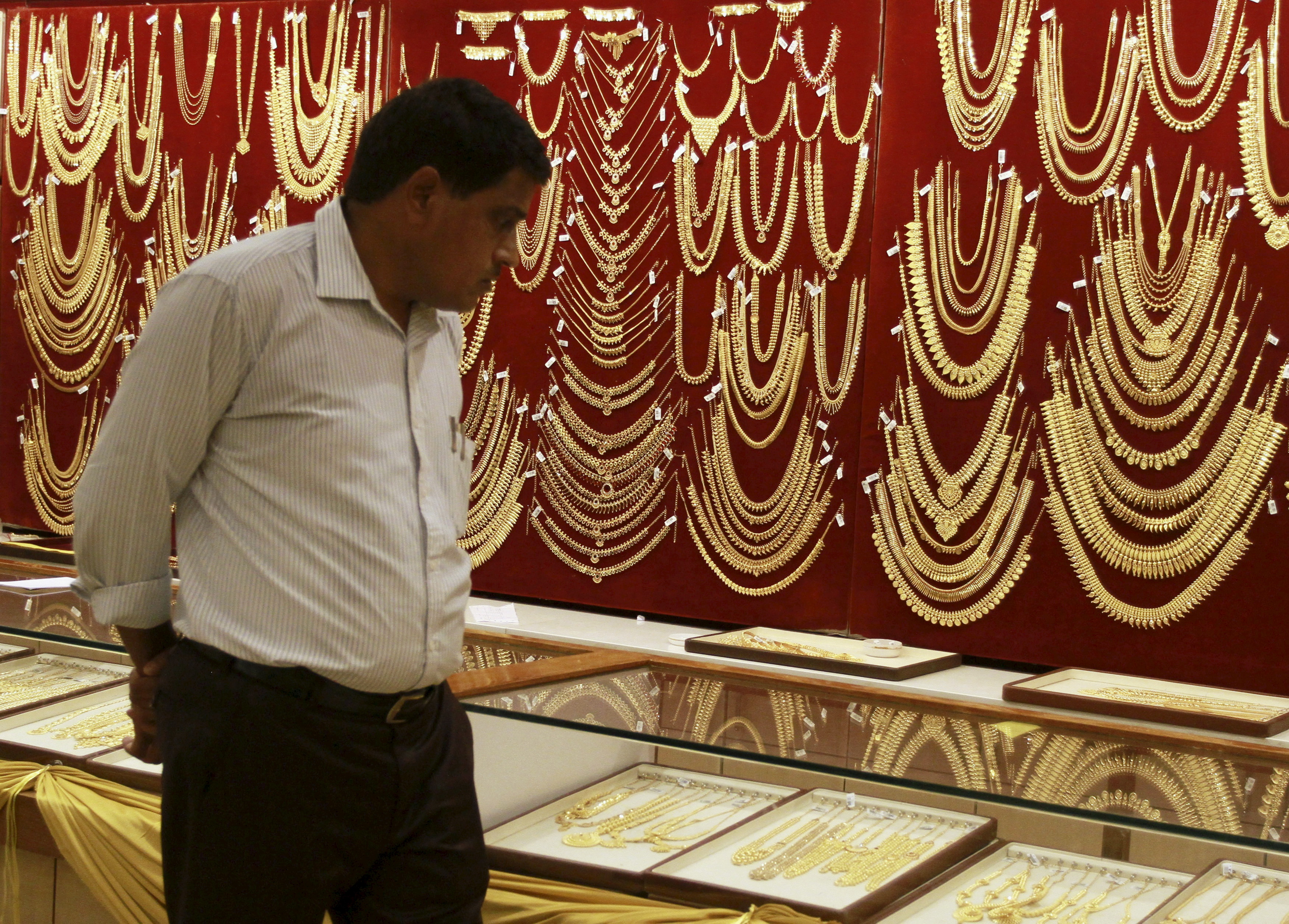 Budget 2019-Sudden Impact! FM hikes custom duty on yellow metal to 12.5%, gold stocks tumble