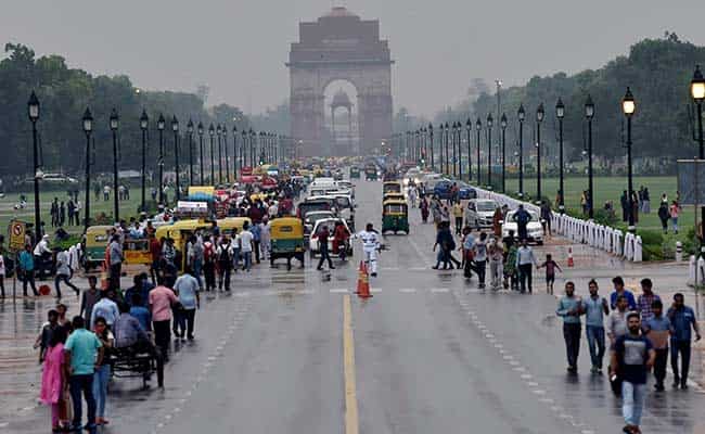 Weather update today: IMD Monsoon forecast says light shower rains for next 3 days in Delhi-NCR!