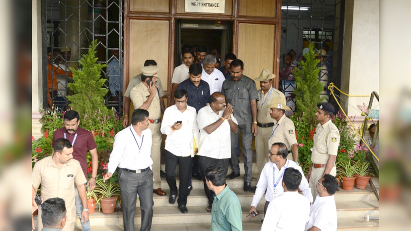 Much-awaited Karnataka floor test delayed due to ruckus in Assembly 