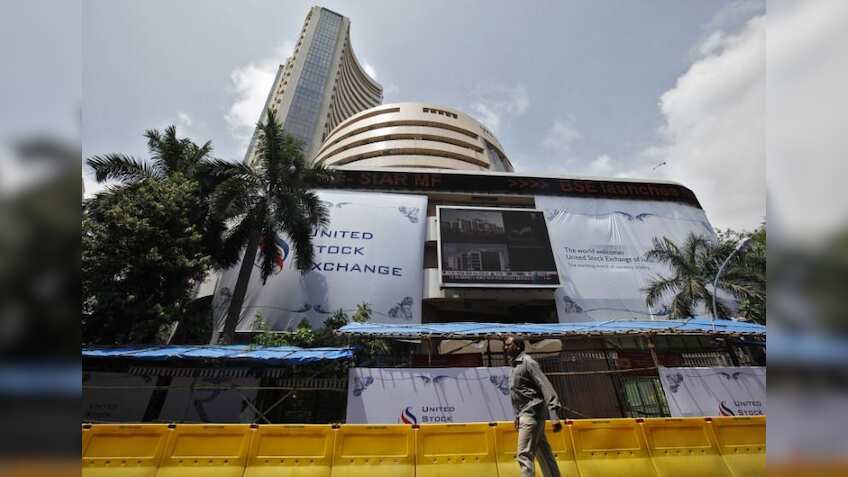 Sensex opens 39.26 points higher; Mahindra, HDFC Bank, TCS, Infosys major gainers