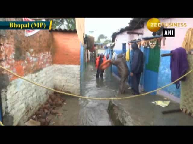 Heavy rainfall leads to flood-like situation in Bhopal