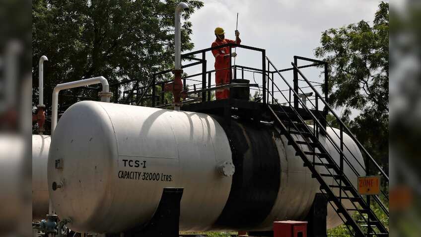 Oil price jumps nearly 15% in record trading after attack on Saudi facilities