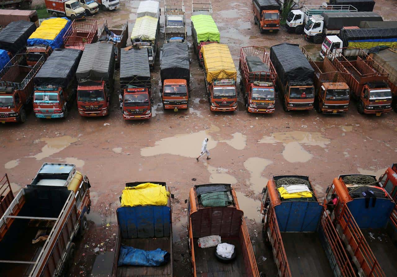 Delhi transport strike today over traffic fines services to be hit