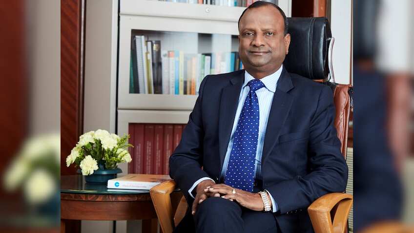 Corporate tax cut: BOLDEST STEP in past 28 years! SBI Chairman lauds Sitharaman's big decision