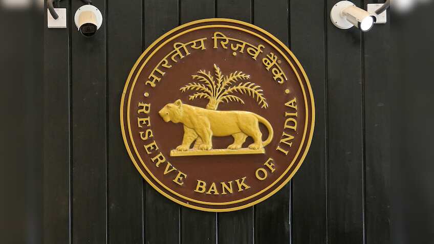 RBI set to interest cut rates again as fiscal measures fail to boost growth