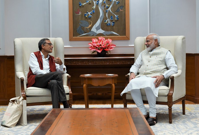 PM Modi meets Abhijit Banerjee, says this about Nobel Laureate's achievements