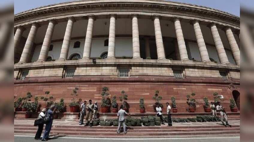 Parliament session: Tax, e-cigarette ordinances to be replaced