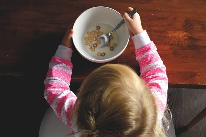 Kids who miss breakfast get lower grades: Study