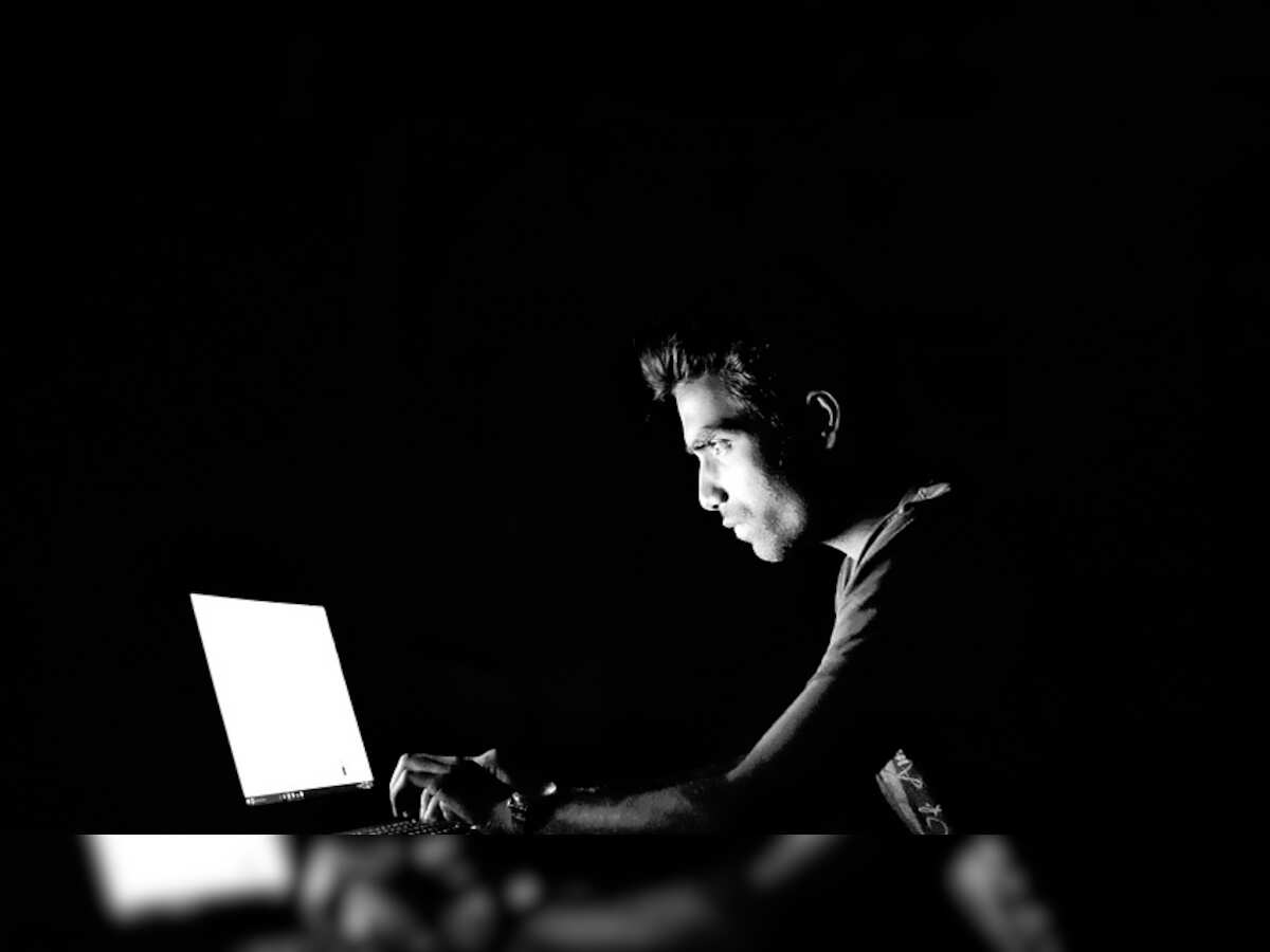 Alert! Hackers can steal your posts from Facebook,