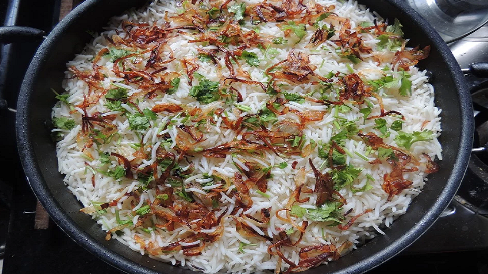 Indians order 95 biryanis per minute from Swiggy: Report