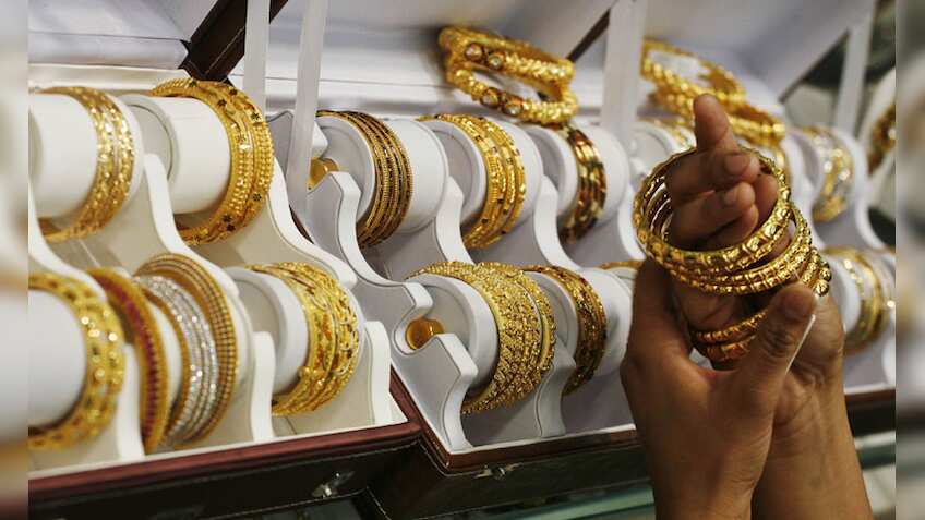 Gold price rally takes a pause on ease in US-Iran standoff