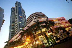 Sensex climbs 42K, Nifty at lifetime high; MTNL,