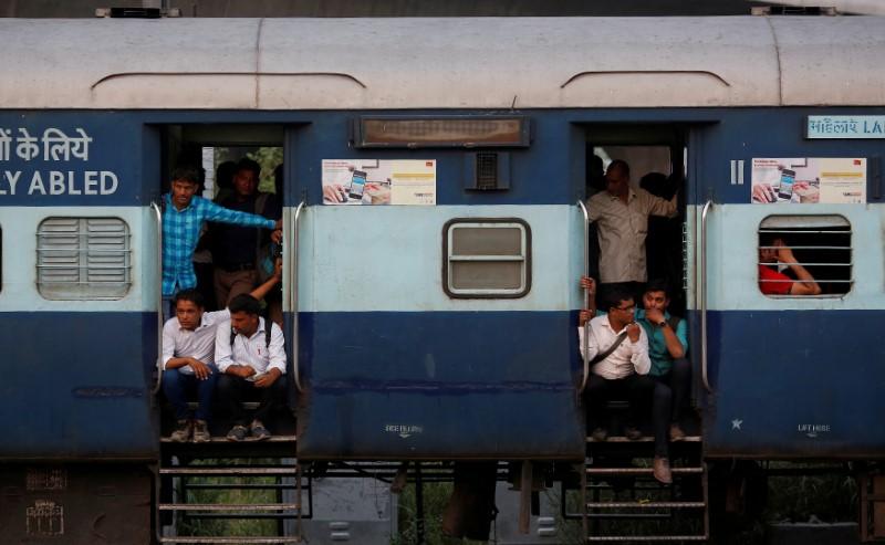 Indian Railways delayed and cancelled trains list: 10