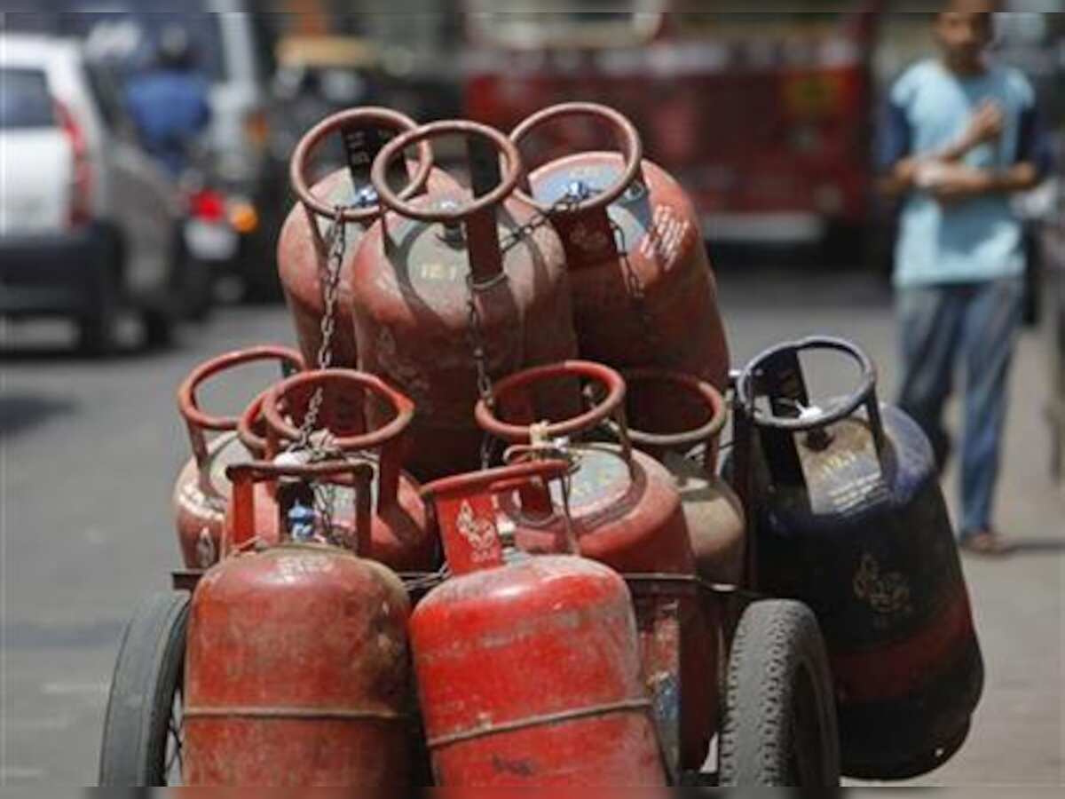 LPG Cylinder Price: Govt increases subsidy on cooking