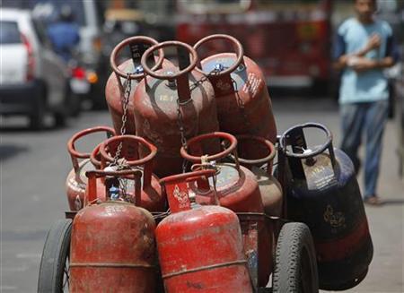 LPG Cylinder Price: Govt increases subsidy on cooking