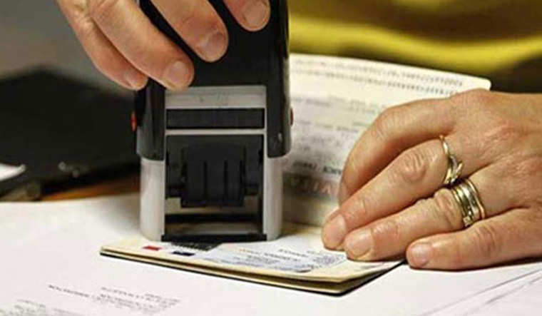 US H1B visa programme to be paused after job loss amidst layoffs?US H1B visa programme to be paused after job loss amidst layoffs?