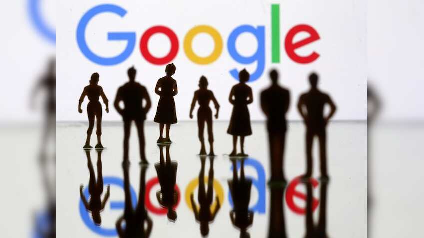 Google follows Apple? Working on its own smart debit card