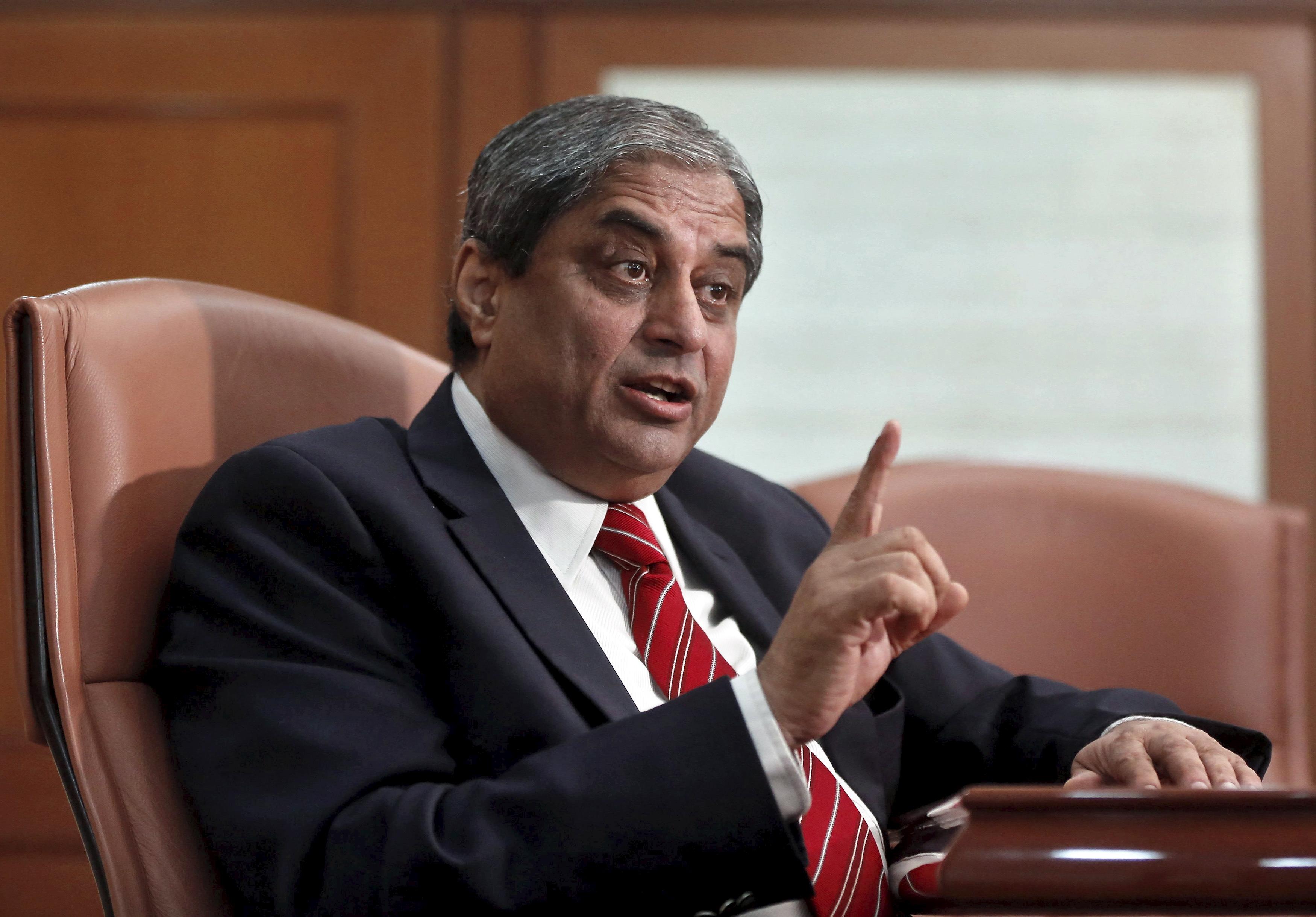 HDFC Bank board finalises Aditya Puri's successor, waits for RBI nod